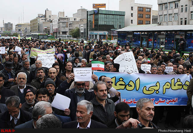 بیست و پنجمین سالگرد تصویب قانون کار/1