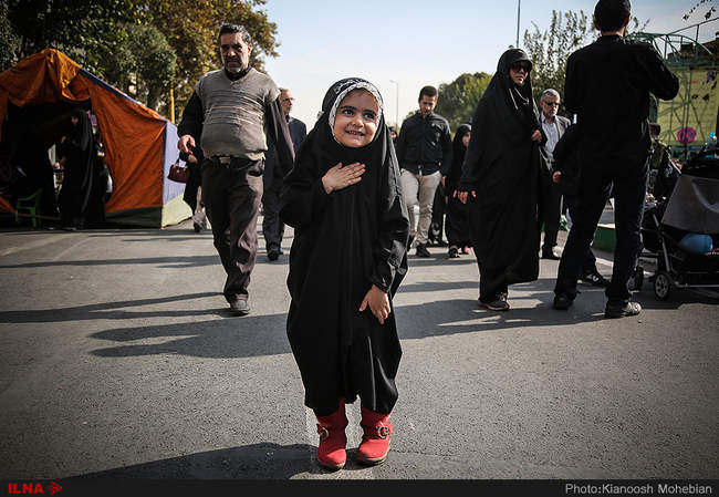 گزارش تصویری از پیاده روی جاماندگان اربعین در تهران 