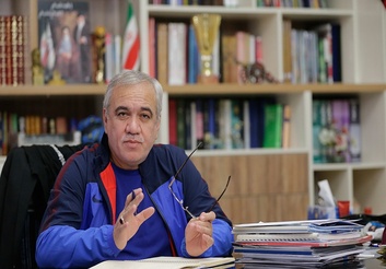 فتح‌الله‌زاده: بزرگترین فرد در استقلال استراماچونی است/ کمیته انضباطی از ریل ورزشی به ریل اقتصادی رفته است