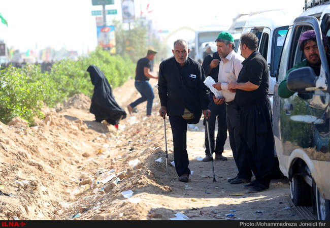 راهپیمایی زائران اربعین حسینی از نجف تا کربلا/2
