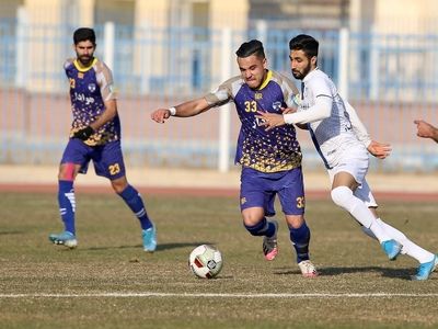 به ما وصله شرطبندی زدند و ما را به حاشیه بردند