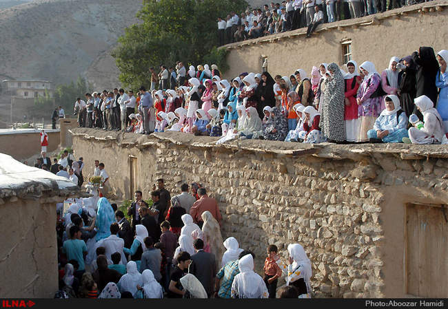 مراسم سنتی عروسی در روستای انبوه عمارلوی رودبار گیلان