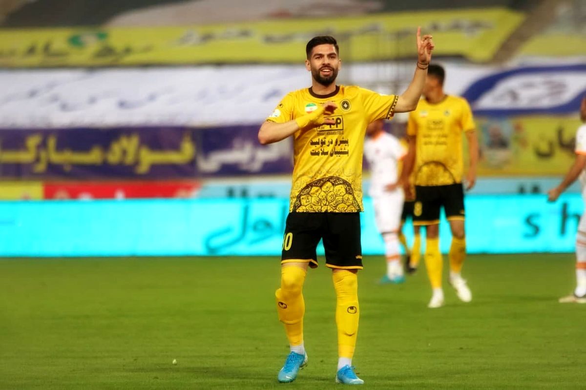 سلمانی: به یک برد پرگل به این شکل نیاز داشتیم/ رقابت قهرمانی بین ما و پرسپولیس است