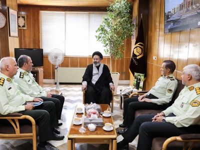 دیدار فرمانده پلیس فرودگاه‌های کشور با سرپرست حجاج ایرانی