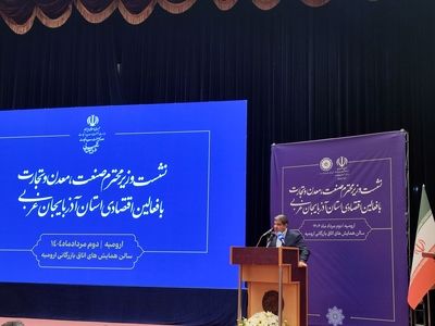 قوانین دست‌ وپاگیر صادرات را فلج کرده‌اند / ضرورت بازنگری فوری در مقررات ارزی