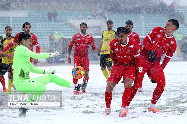 گزارش تصویری بازی پرسپولیس و سپاهان اصفهان