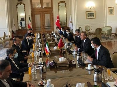 وزیران خارجه ترکیه و ایران دیدار کردند