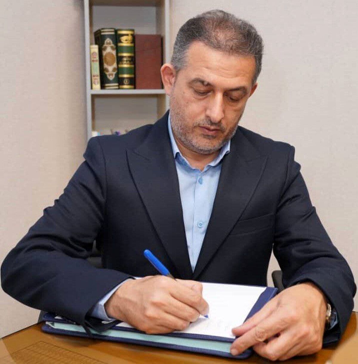 خبرنگاران را دریابید