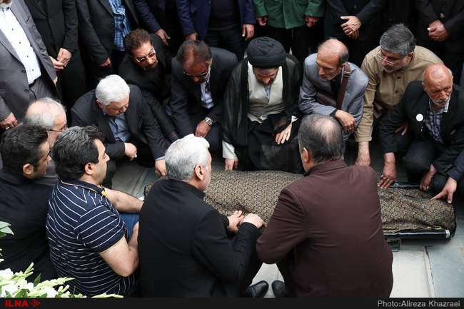 تصاویر مراسم تشییع پیکر بهرام زند، دوبلور 