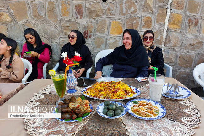 جشن پیامبر مهربانی در قزوین به روایت تصویر 