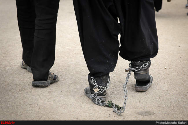 راهپیمایی اربعین از نجف تا کربلا 1