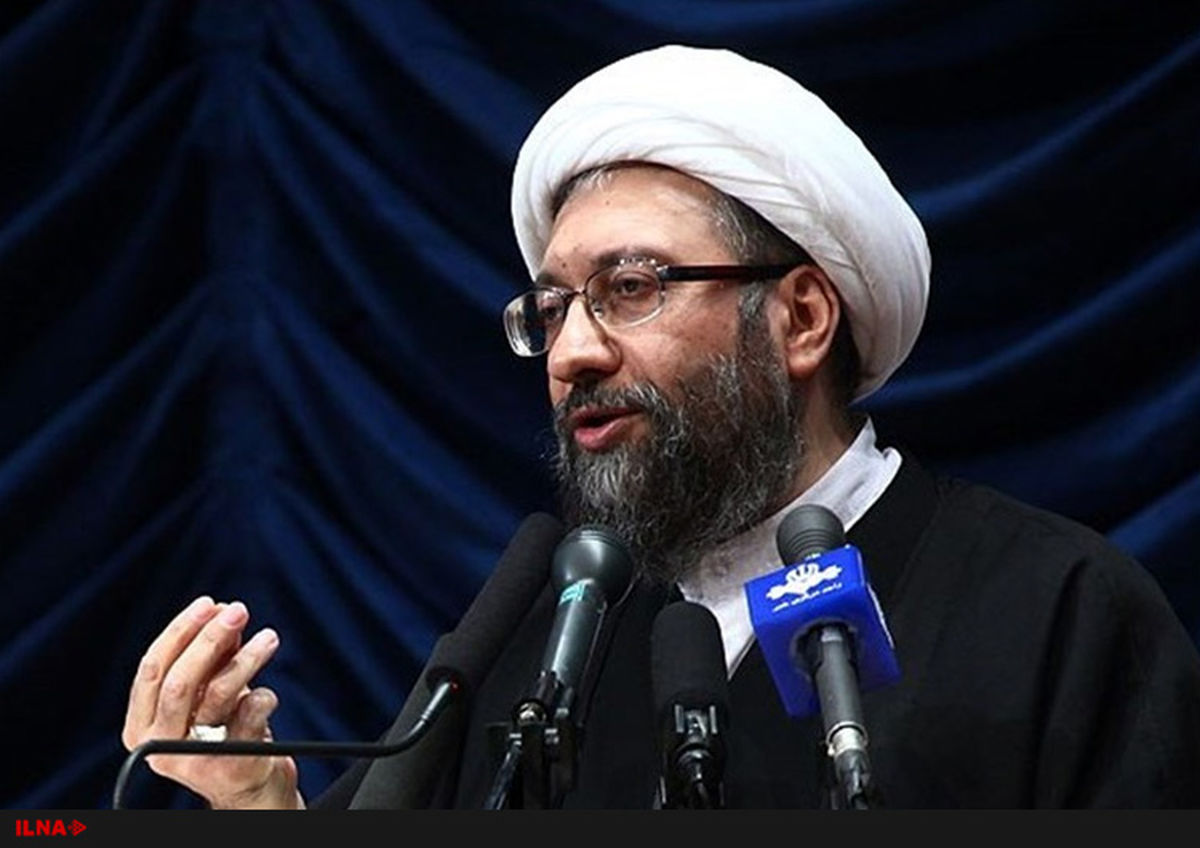 مسئولان از طرح ادعاهایی که موجب مقابله میان قوا می‌شود، پرهیز کنند/ اجازه نمی‌دهیم اندیشه‌های انقلابی از حافظه ملت ایران پاک شود