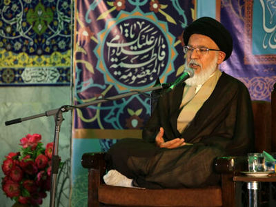 حب‌دنیا دست انسان را به خون امام‌معصوم آلوده می‌کند
