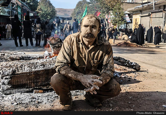 آیین گل مالی عاشورای حسینی در لرستان