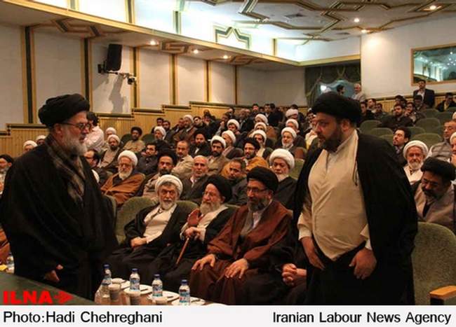 رونمایی از کتاب حضرت آیت الله العظمی موسوی اردبیلی