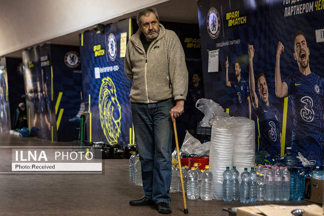 پناه گرفتن غیرنظامیان شهر خارکف در ایستگاه‌های مترو 