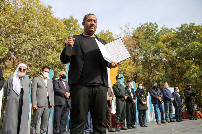 آیین اختتامیه پانزدهمین جشنواره تئاتر خیابانی مریوان