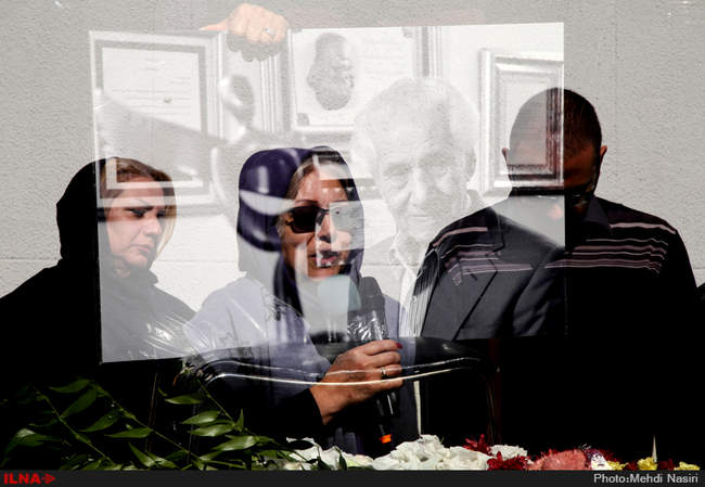 مراسم تشییع پیکر هادی مشکات