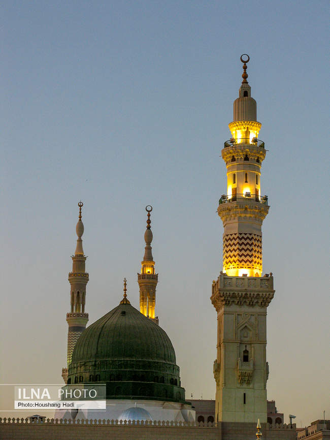 تولدی که آسمانیان و اهل زمین را به وجد آورد ، پیامبری از نور زاده شد