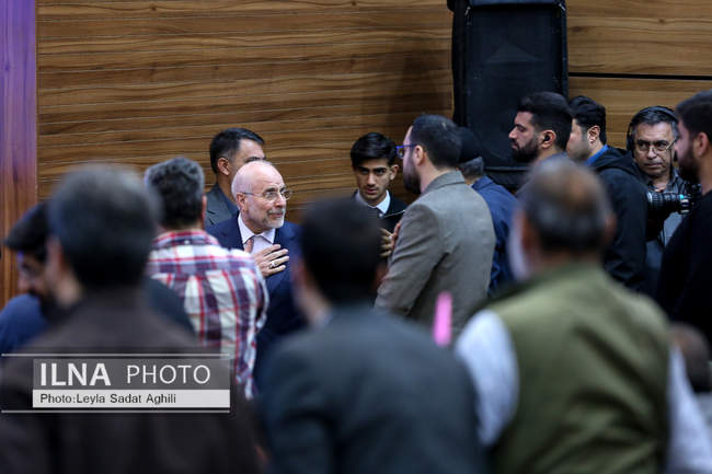 نشست خبری رئیس مجلس شورای اسلامی