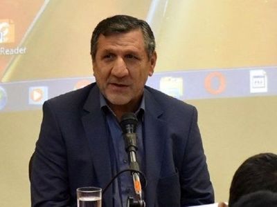 رئیس‌جمهور دستور دهد دست همه غرب‌گرایان از عرصه دیپلماسی کشور قطع شود