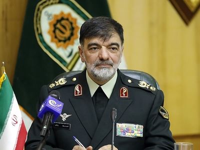 ​تشویق کارآگاهان پرونده قتل داریوش مهرجویی و همسرش
