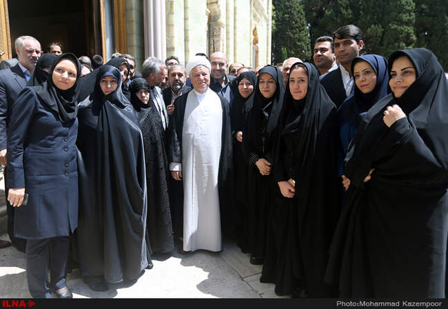 دیدار جمعی از آزادگان هشت سال دفاع مقدس با آیت‌الله هاشمی رفسنجانی