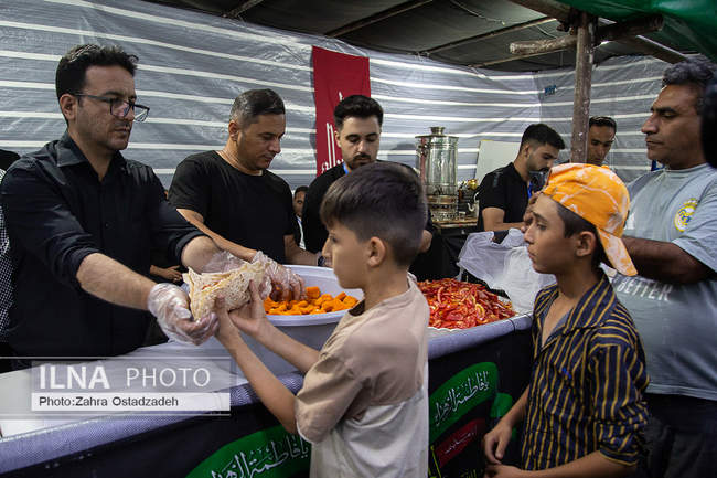عبور زائران اربعین حسینی از مرز تمرچین