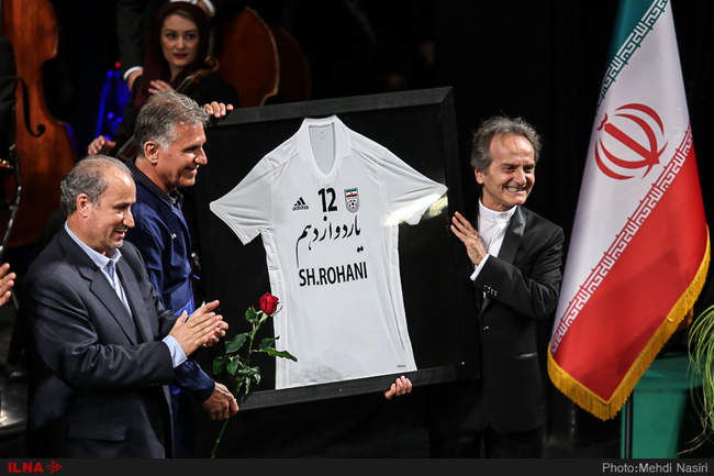 مراسم بدرقه تیم ملی فوتبال ایران به همراه رونمایی از سرود تیم ملی
