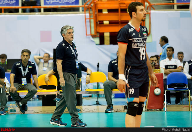 مسابقه‌ی تیم‌های ملی والیبال ایران و صربستان