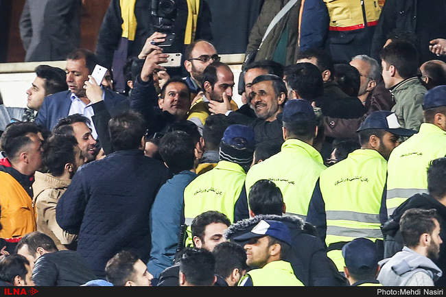 دیدار تیمهای استقلال و العین امارات