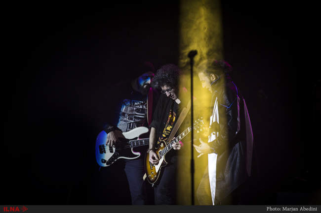 کنسرت ۲۰ سال با رضا یزدانی