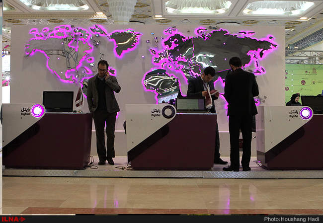 حاشیه های نمایشگاه صندوق های بازنشستگی 