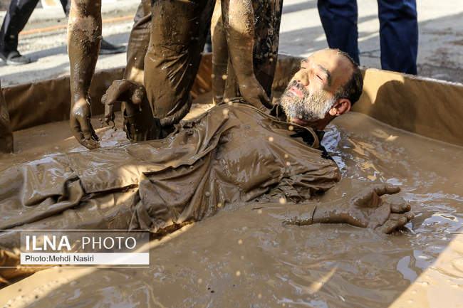 آئین سنتی «گِل مالی» لرستانی‌‎های مقیم تهران 