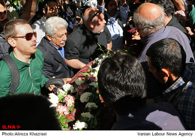 مراسم تشییع پیکر حسین قندی 