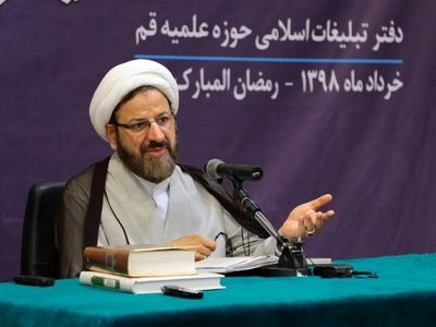 نماد روشنفکری حوزه علمیه از توده‌گرایی غافل نیست