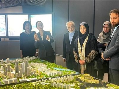 بازدید معاون رییس جمهور از نمایشگاه موزه توسعه پایدار شهری شانگهای