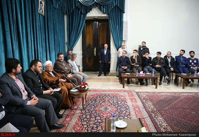 دیدار جمعی از فعالان رسانه‌ای با آیت الله هاشمی رفسنجانی