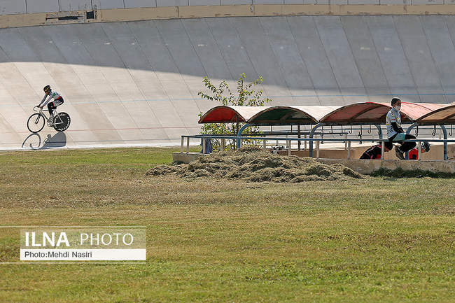 مسابقات لیگ برتر دوچرخه‌سواری پیست سرعت بانوان