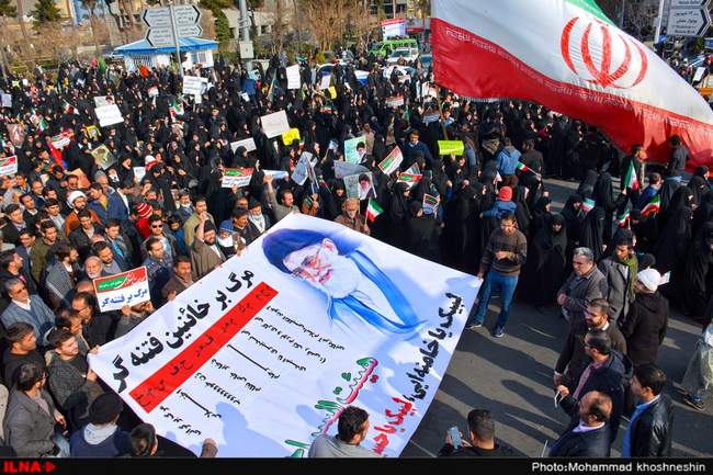 راهپیمایی مردم در محکومیت اغتشاشات اخیر - مشهد