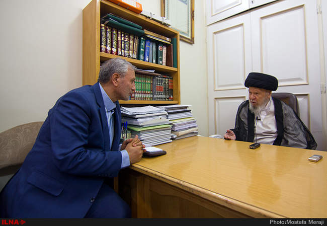 دیدار وزیر تعاون کار و رفاه اجتماعی با مراجع وعلماء شهر قم