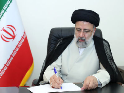 نقش آستان قدس رضوی در حفظ، پویایی و توسعه موقوفات ملک ستودنی است    