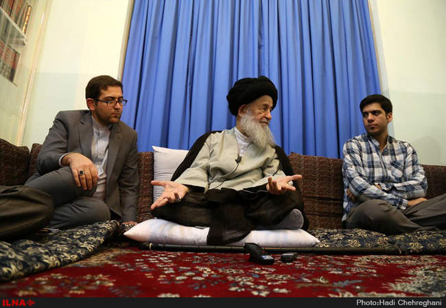 دیدار اعضای سازمان جوانان حزب اسلامی کار با علمای استان قم