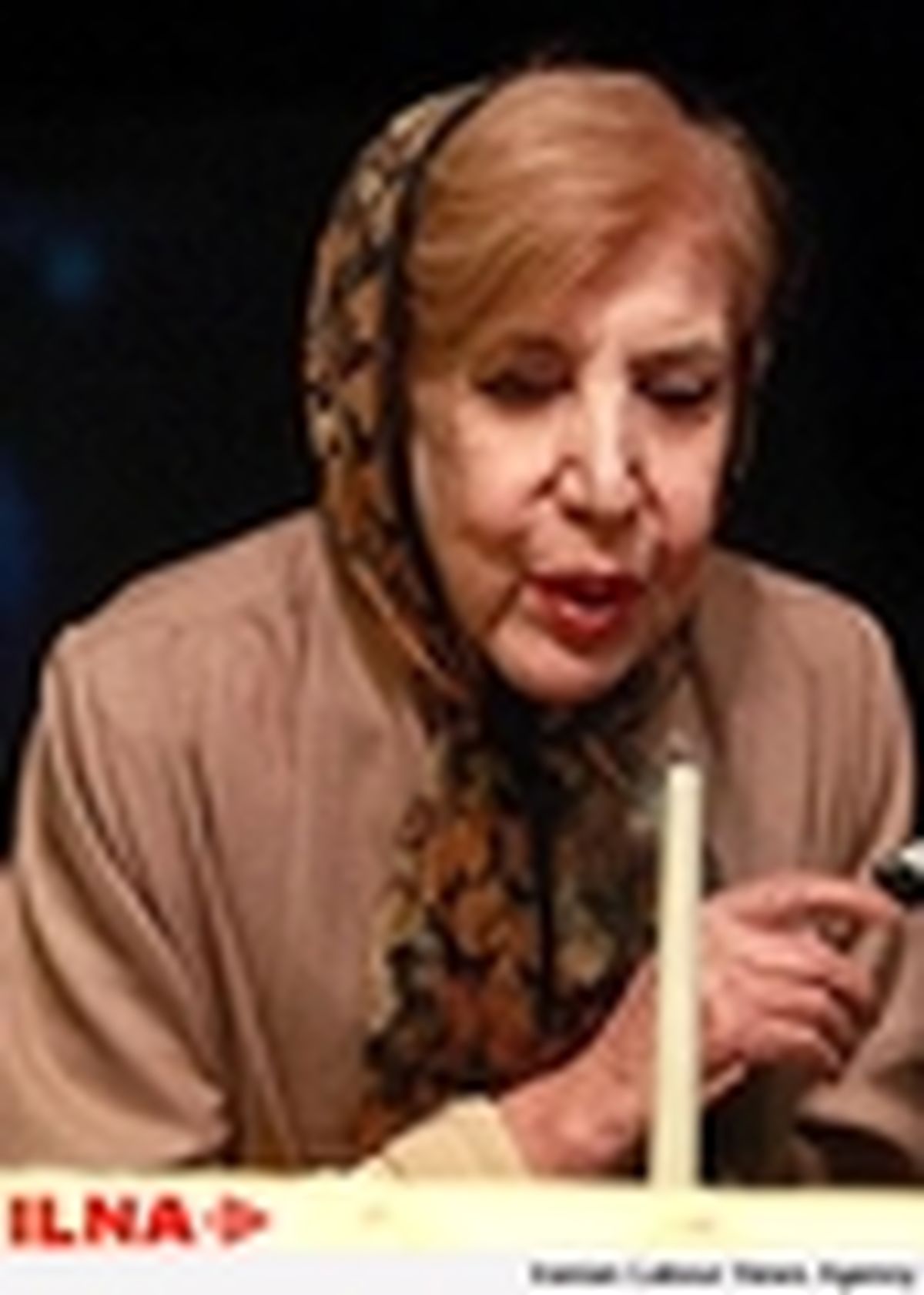 سیمین بهبهانی؛ کیک تولد استاد محمد را برید