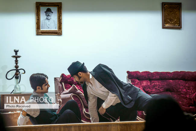 نمایش «جعفرخان از فرنگ برگشته» در دانشگاه زابل