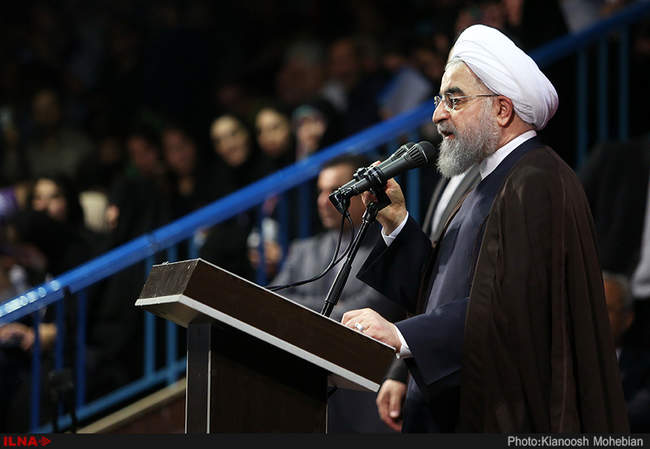 همایش سراسری زنان حامی حسن روحانی در ورزشگاه شیرودی-2