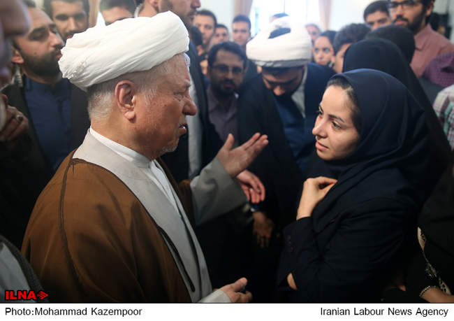 دیدار جمعی از دانشجویان کشور با رییس مجمع تشخیص مصلحت نظام 