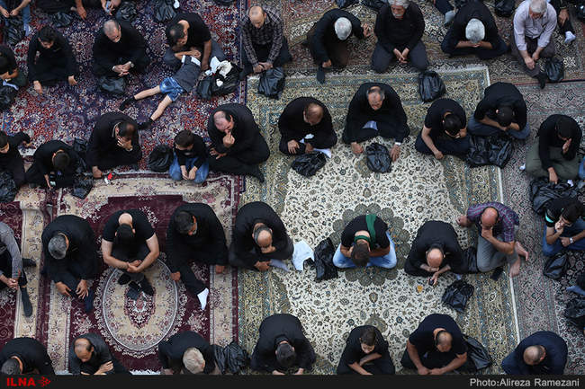 مراسم شب عاشورای  حضرت اباعبدالله الحسین(ع) در خانه کارگر 