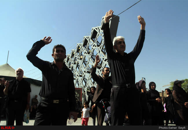 مراسم عاشورای حسینی در میدان امام حسین(ع)
