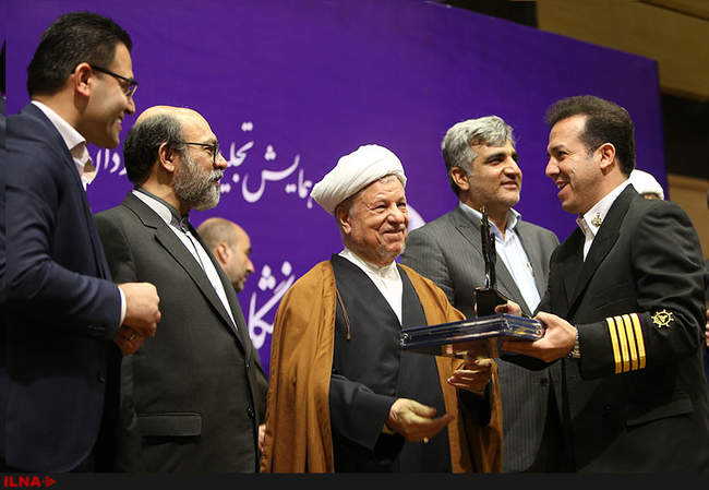 همایش تجلیل از دریانوردان، صنعتگران و کاپیتان‌های ناوگان حمل و نقل 